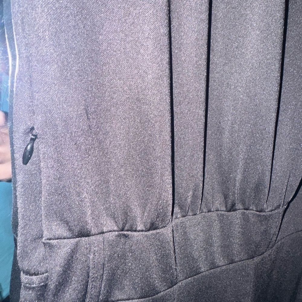 NWOT large short sleeve jumpsuit - Picture 5 of 9